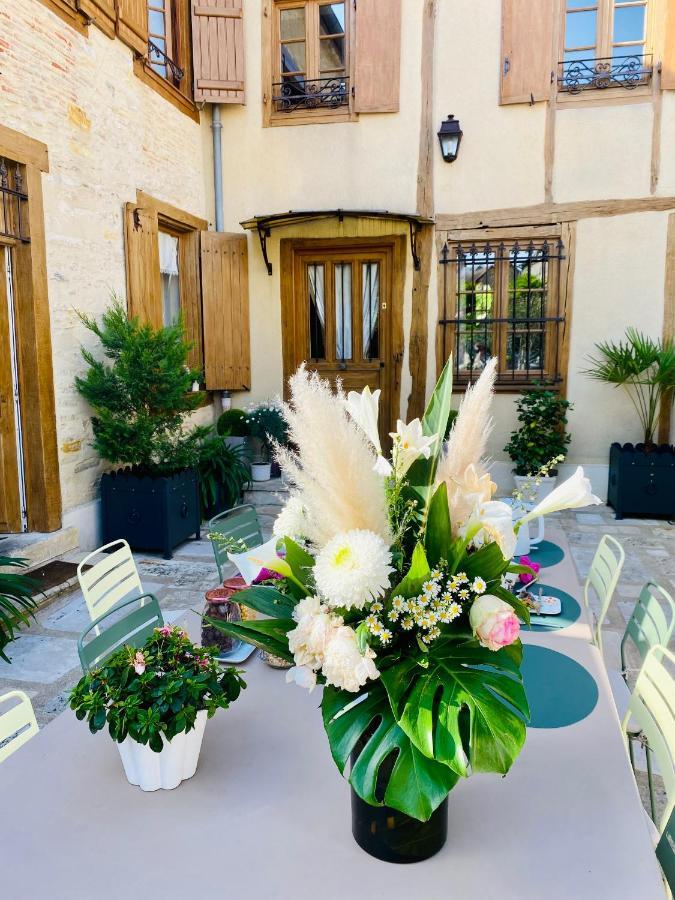 La Maison De Montaboulin Châteauroux Esterno foto
